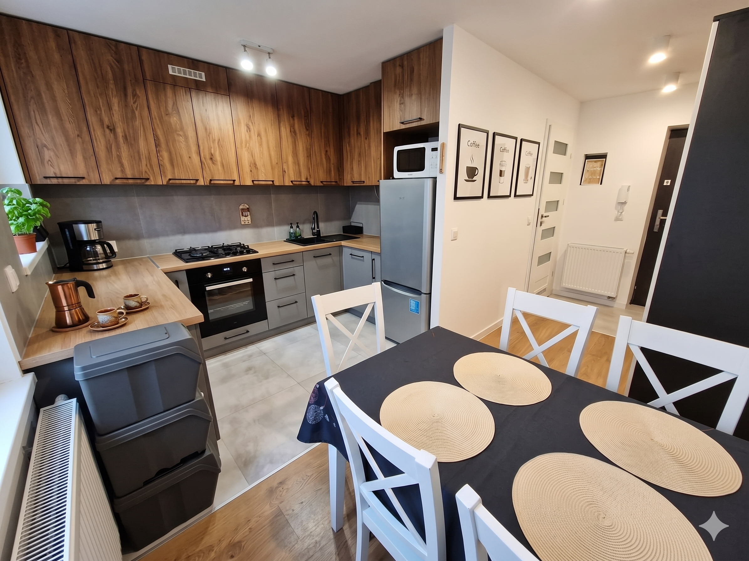 Gemini_Generated_Image_gxm67mgxm67mgxm6